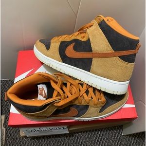 Nike Dunk High Retro PRM “Dark Russet” Dark Russet/Dark Curry DD1401-200 Sz. 9.5
